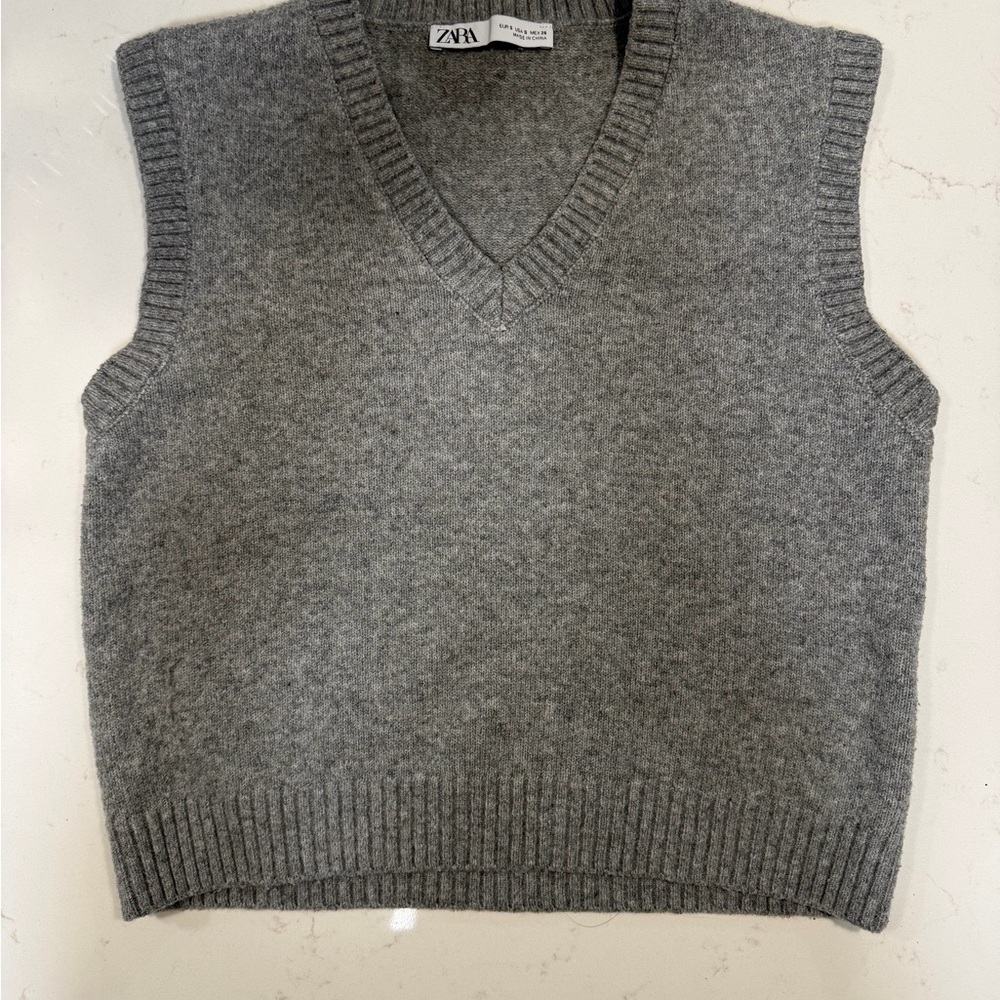 Zara Gray Knit Sweater Vest V Neck Cropped